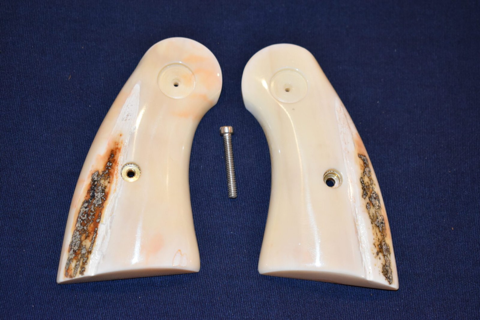 COLT PYTHON FOSSILIZED WALRUS IVORY GRIPS FWIP1 - Image 3
