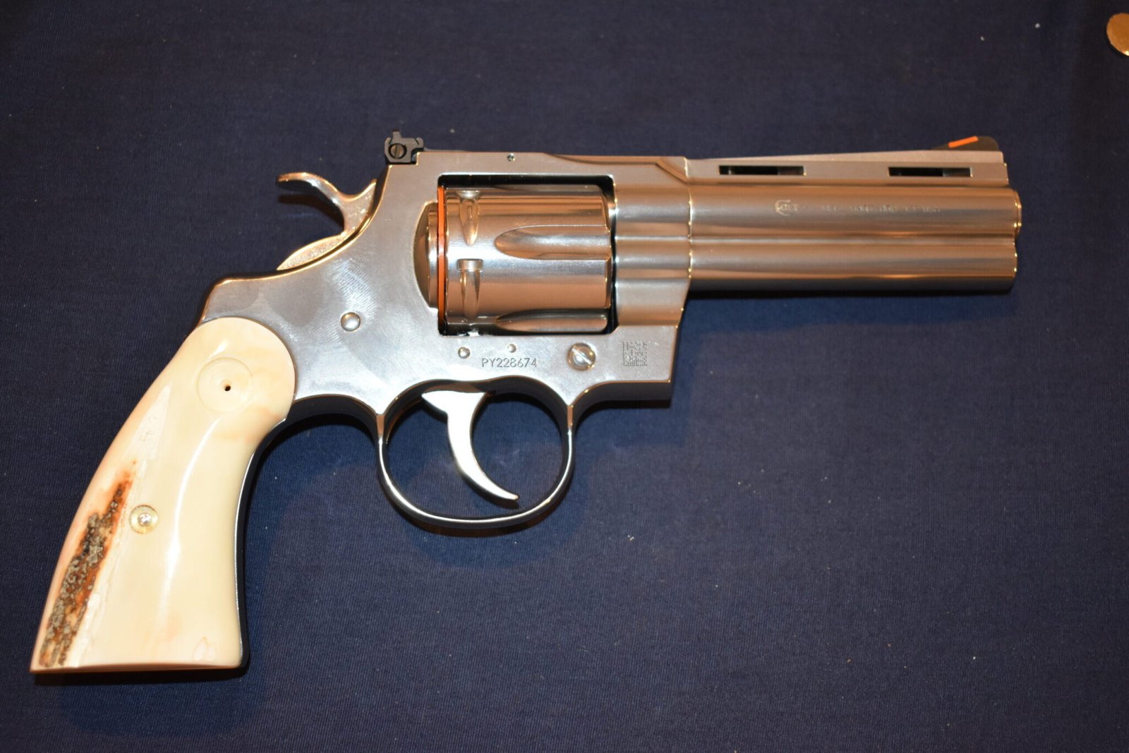COLT PYTHON FOSSILIZED WALRUS IVORY GRIPS FWIP1 - Image 8