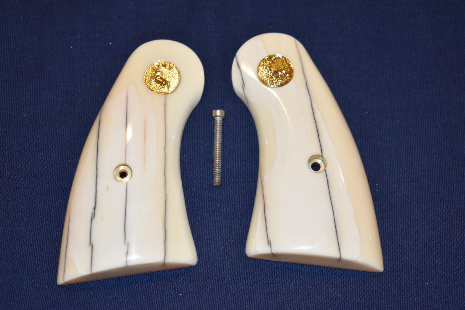 COLT PYTHON FOSSILIZED WALRUS IVORY GRIPS FWIP2