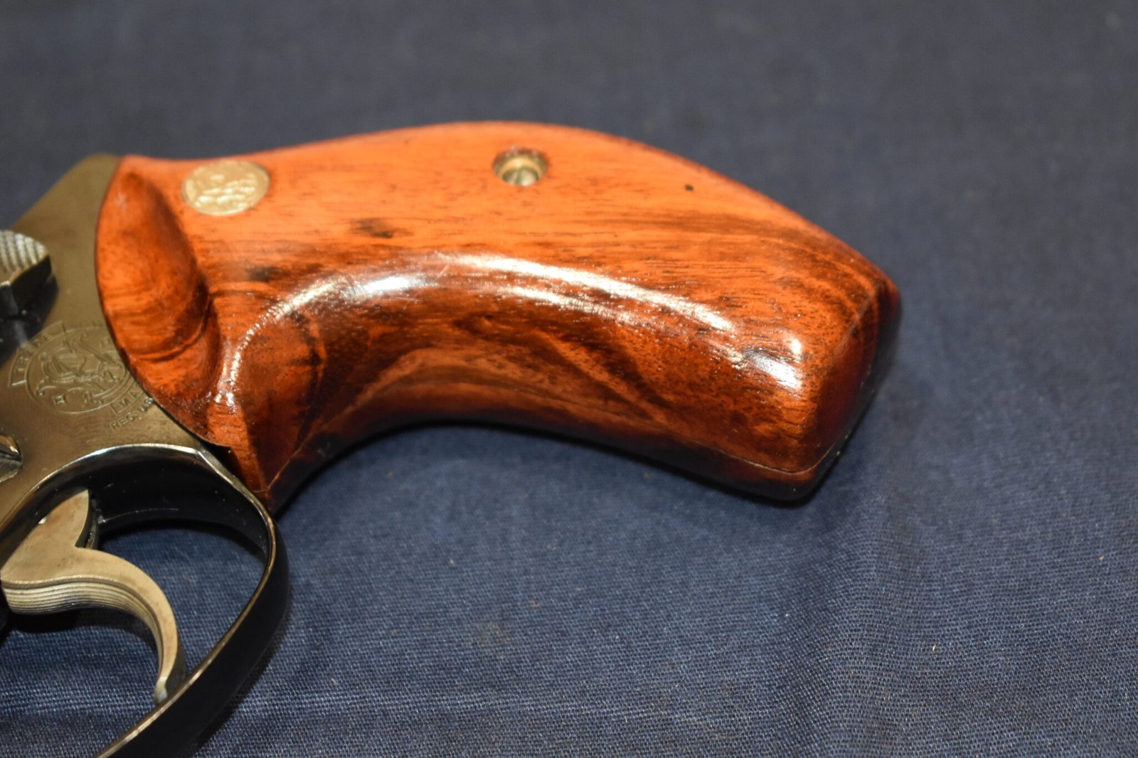 SMITH & WESSON J FRAME ROUND BUTT TARGET GRIP JRBT5 - Image 12