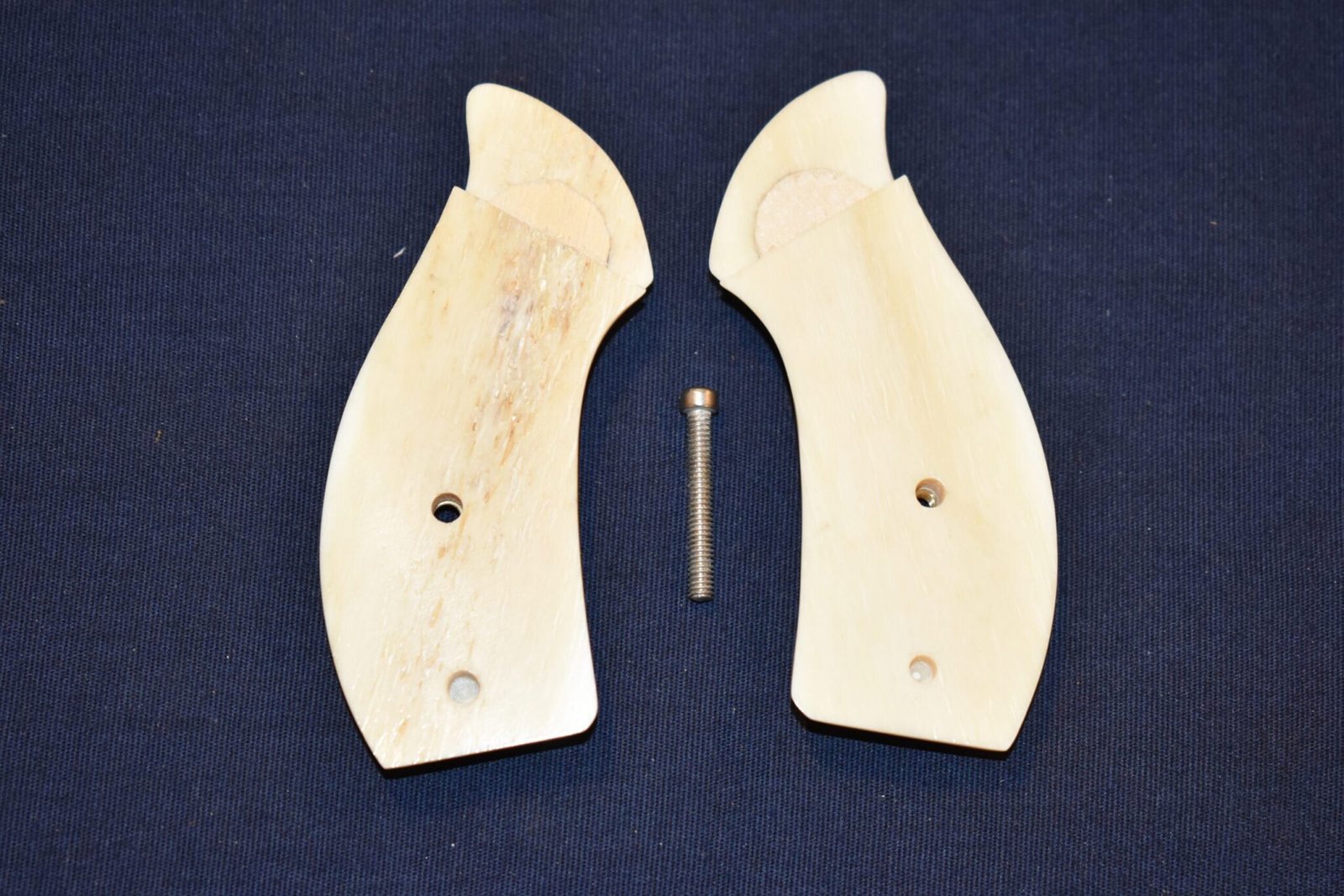 SMITH & WESSON J FRAME PREMIUM GRADE GIRAFFE BONE GRIPS JRBGB2 - Image 3