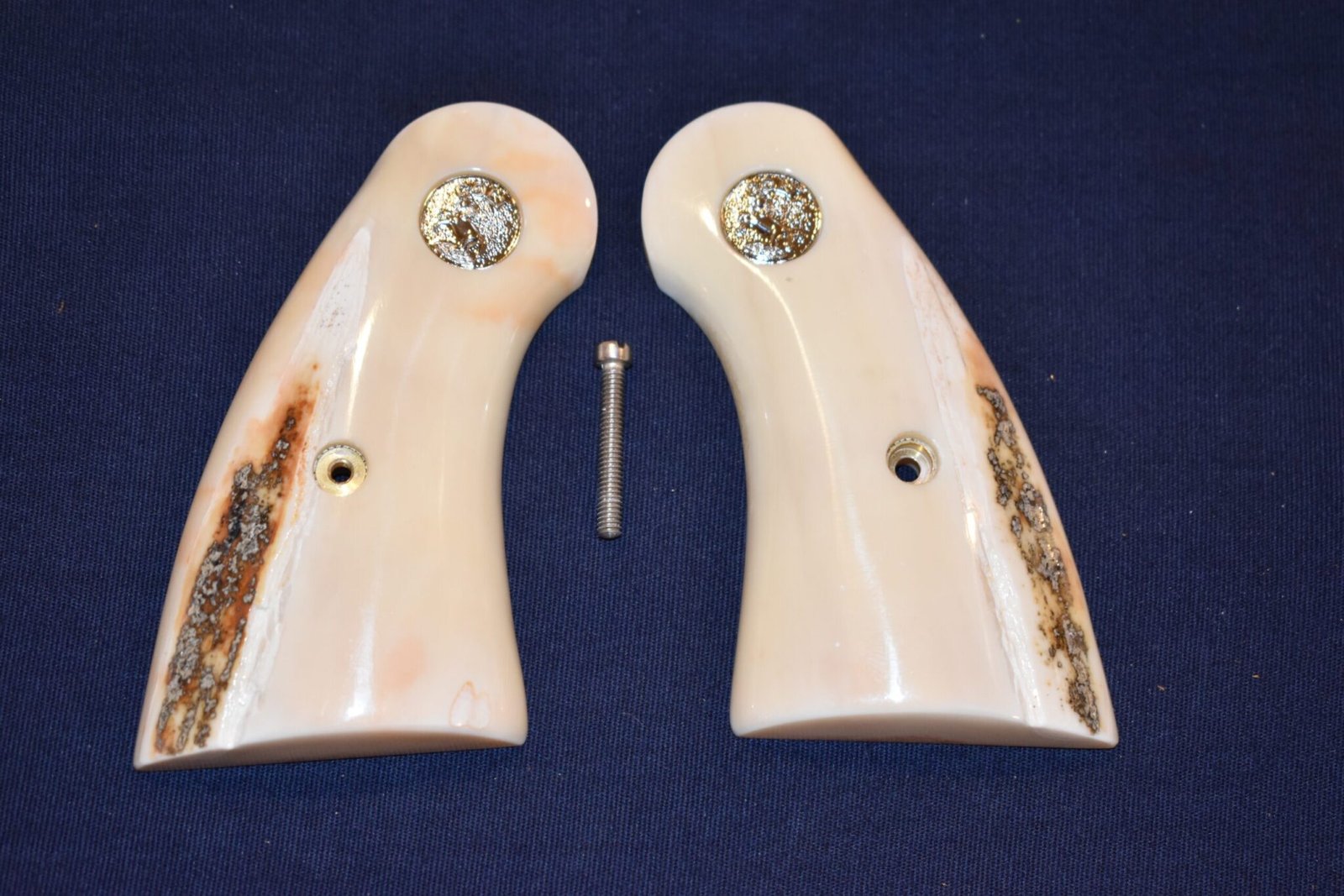 COLT PYTHON FOSSILIZED WALRUS IVORY GRIPS FWIP1