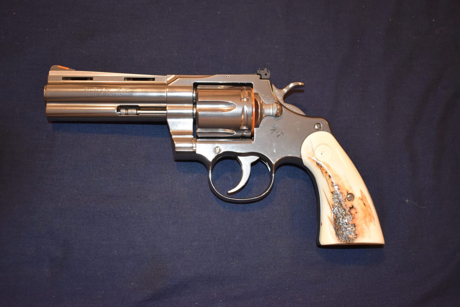 COLT PYTHON FOSSILIZED WALRUS IVORY GRIPS FWIP3 - Image 4