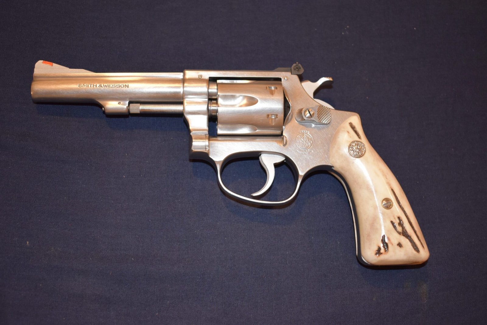 SMITH & WESSON J FRAME ROUND BUTT STAG GRIPS JSQS7 - Image 4