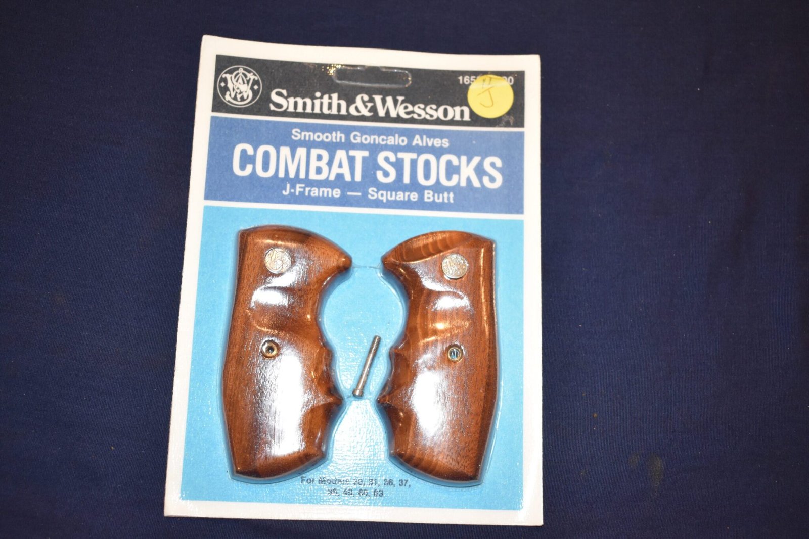 SMITH & WESSON J FRAME COMBAT GRIPS JC11