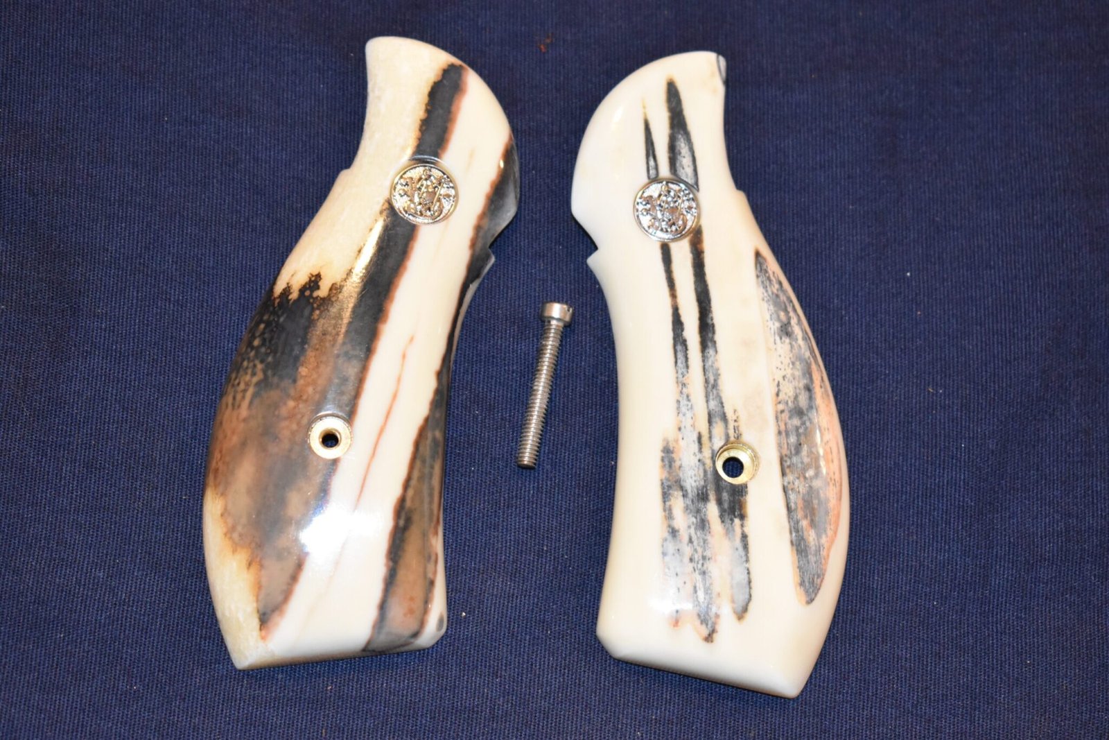 SMITH & WESSON K OR L FRAME FOSSILIZED WALRUS IVORY GRIPS KRBFWI1