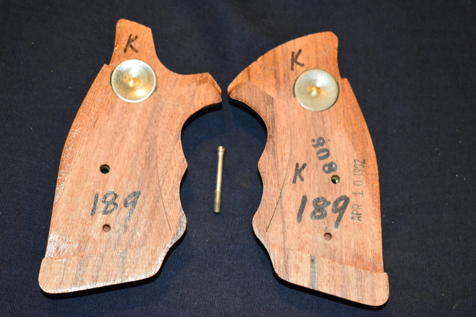 SMITH & WESSON K FRAME SQUARE BUTT FACTORY COMBAT GRIPS KSQC2 - Image 3