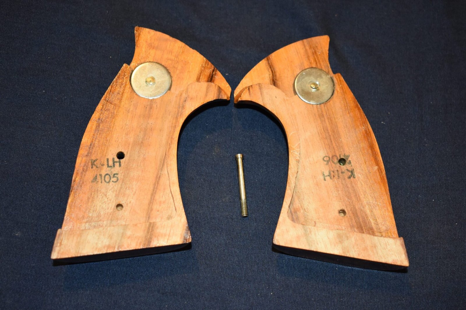 SMITH & WESSON FACTORY K FRAME PRESENTATION TARGET GRIPS KPT11 - Image 3
