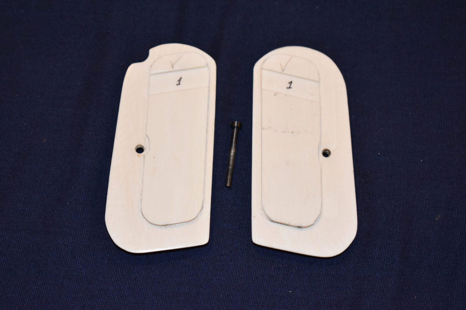 COLT 19803 / 1908 POCKET HAMMERLESS MAMMOTH IVORY GRIPS 1903I1 - Image 3