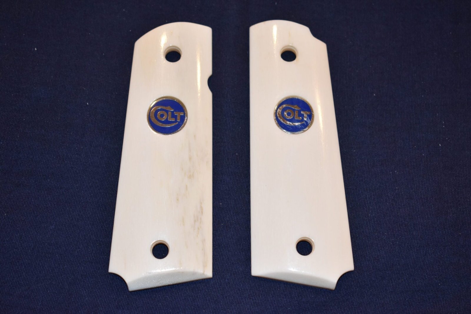 COLT 1911 PREMIUM GRADE GIRAFFE BONE GRIPS 1911GB17