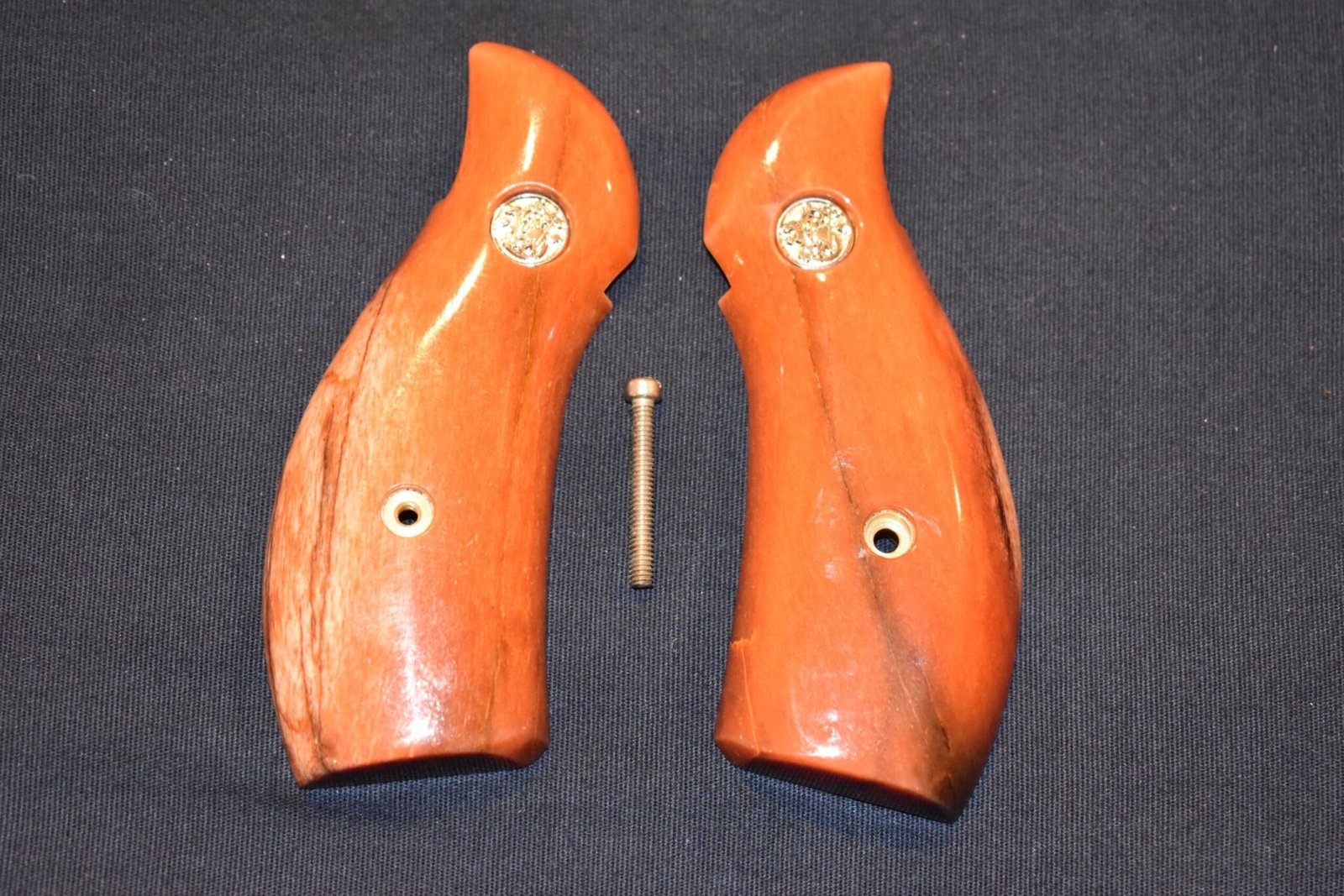 SMITH & WESSON K OR L FRAME ROUND BUTT GIRAFFE BONE GRIPS KRBGB7