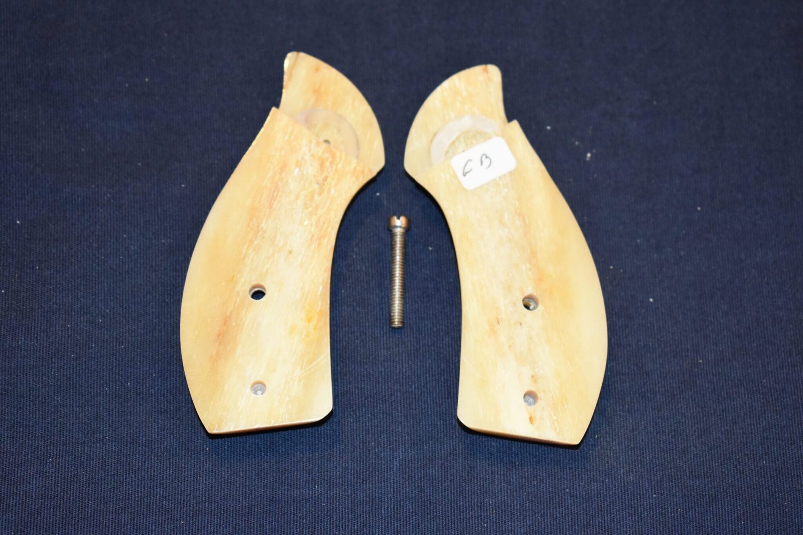 SMITH & WESSON J FRAME GIRAFFE BONE GRIPS JGB11 - Image 3