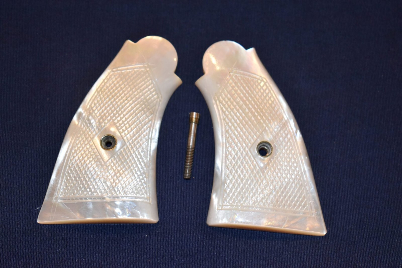 SMITH & WESSON K FRAME CHECKEREDMOTHER OF PEARL GRIPS KP4