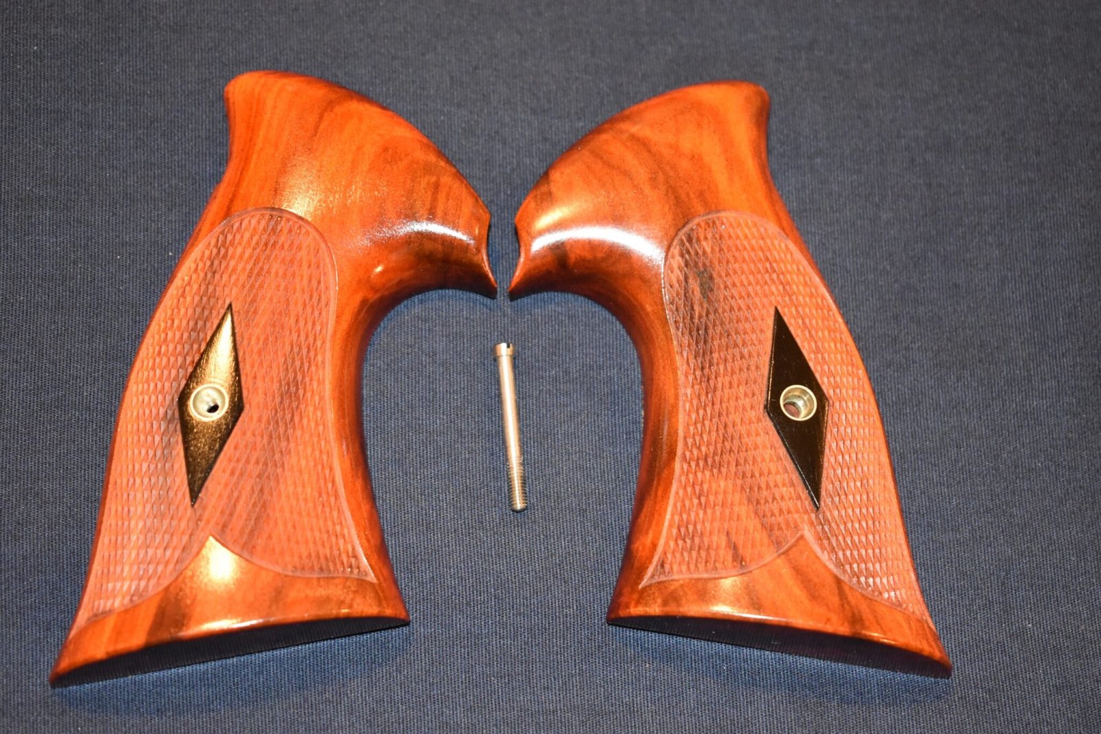 KEITH BROWN CUSTOM SMITH & WESSON N FRAME GRIPS KBN36