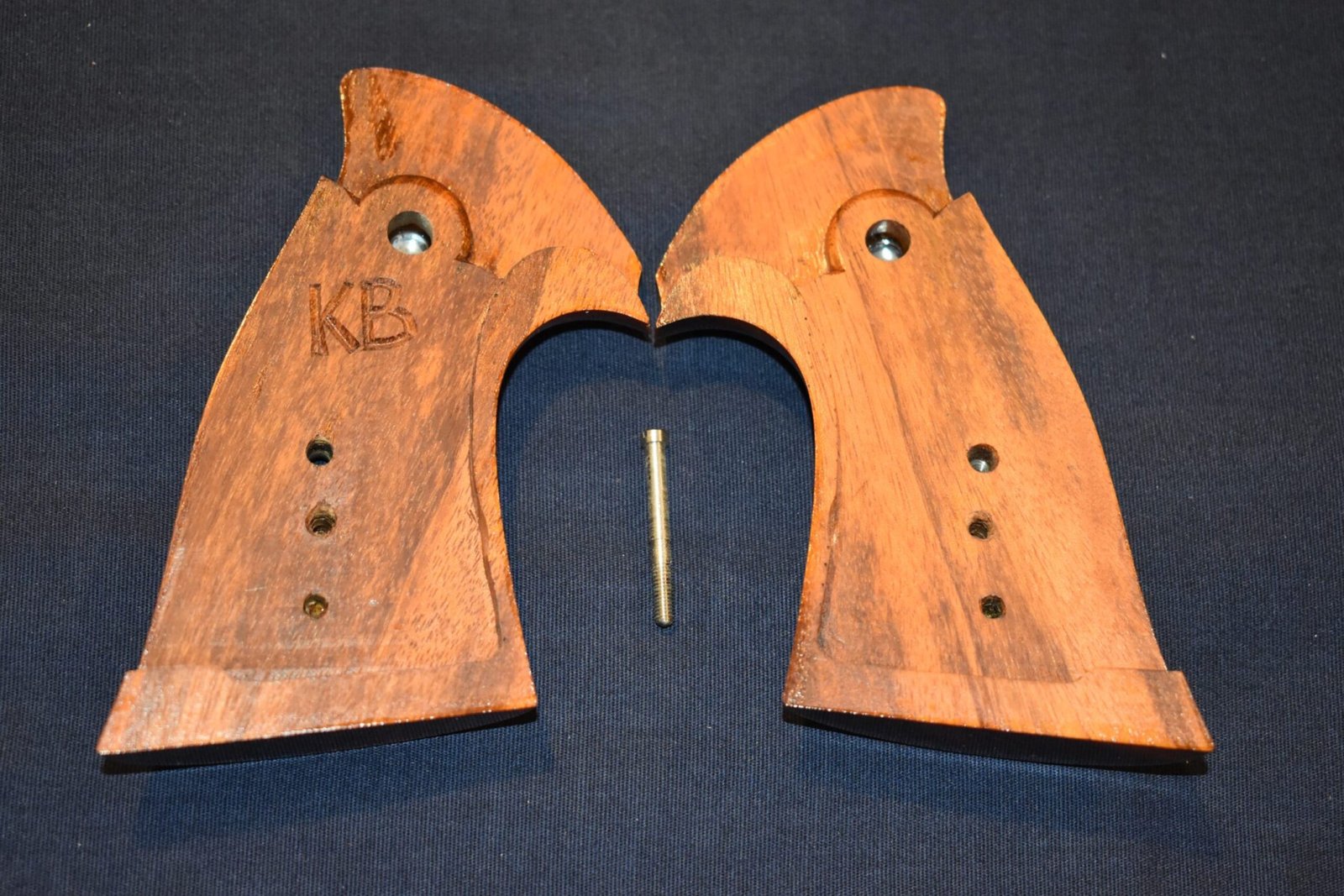 KEITH BROWN CUSTOM SMITH & WESSON N FRAME "COKE BOTTLE" GRIPS KBNCB1 - Image 3