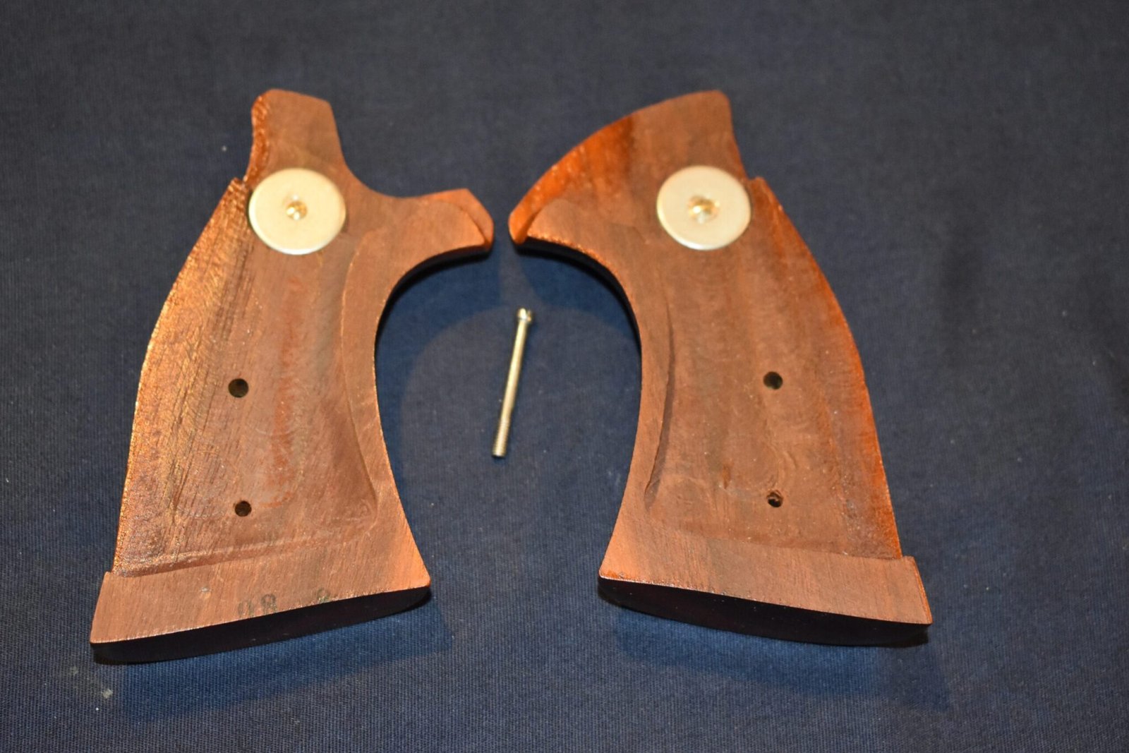 SMITH & WESSON FACTORY K FRAME PRESENTATION TARGET GRIPS KPT14 - Image 3