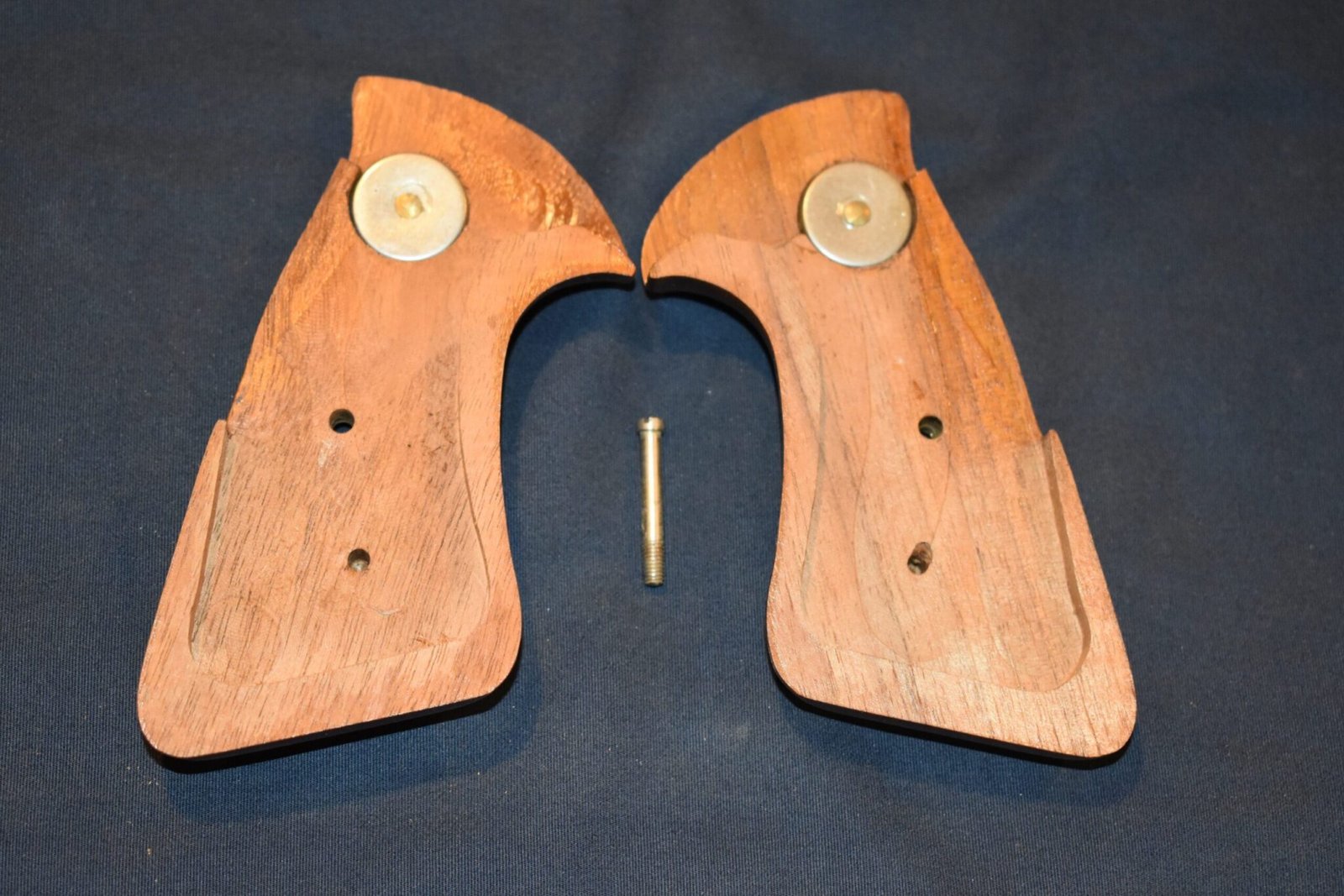 SMITH & WESSON J FRAME TARGET GRIP JT19 - Image 3