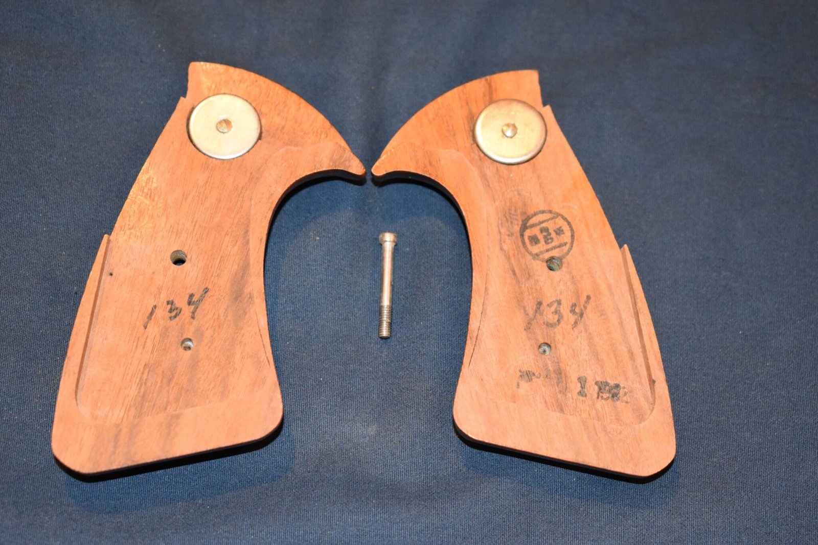 SMITH & WESSON J FRAME TARGET GRIP JT21 - Image 3
