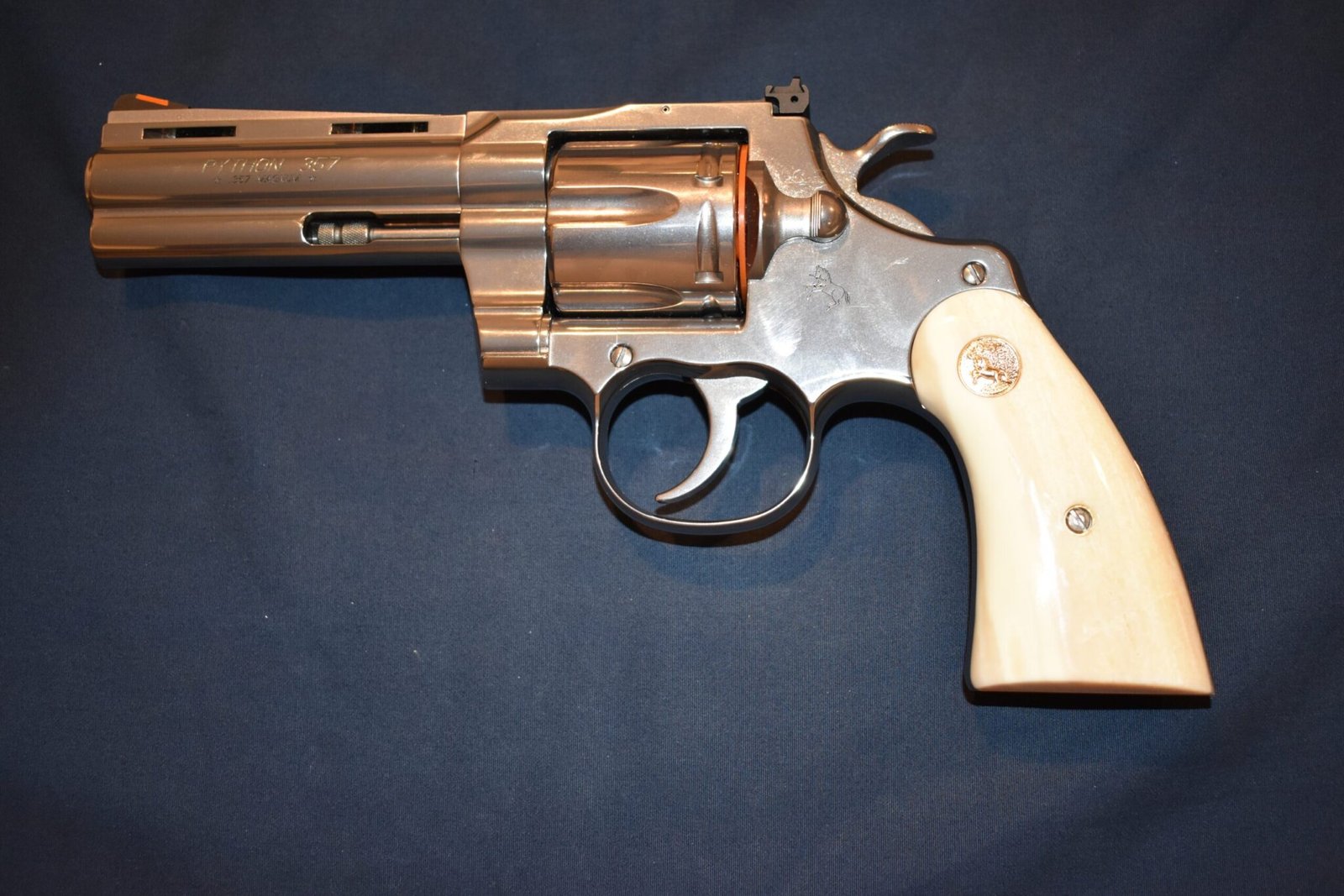 COLT I FRAMEFOSSILIZED WALRUS IVORY SERVICE GRIPS FOR A COLT PYTHON CPWI3 - Image 4