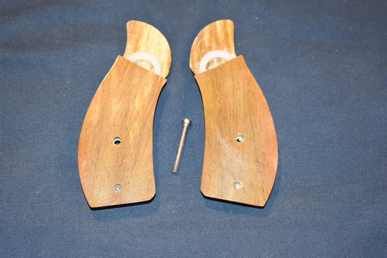 SMITH & WESSON K OR L FRAME ROUND BUTT GIRAFFE BONE GRIPS KRBGB9 - Image 3
