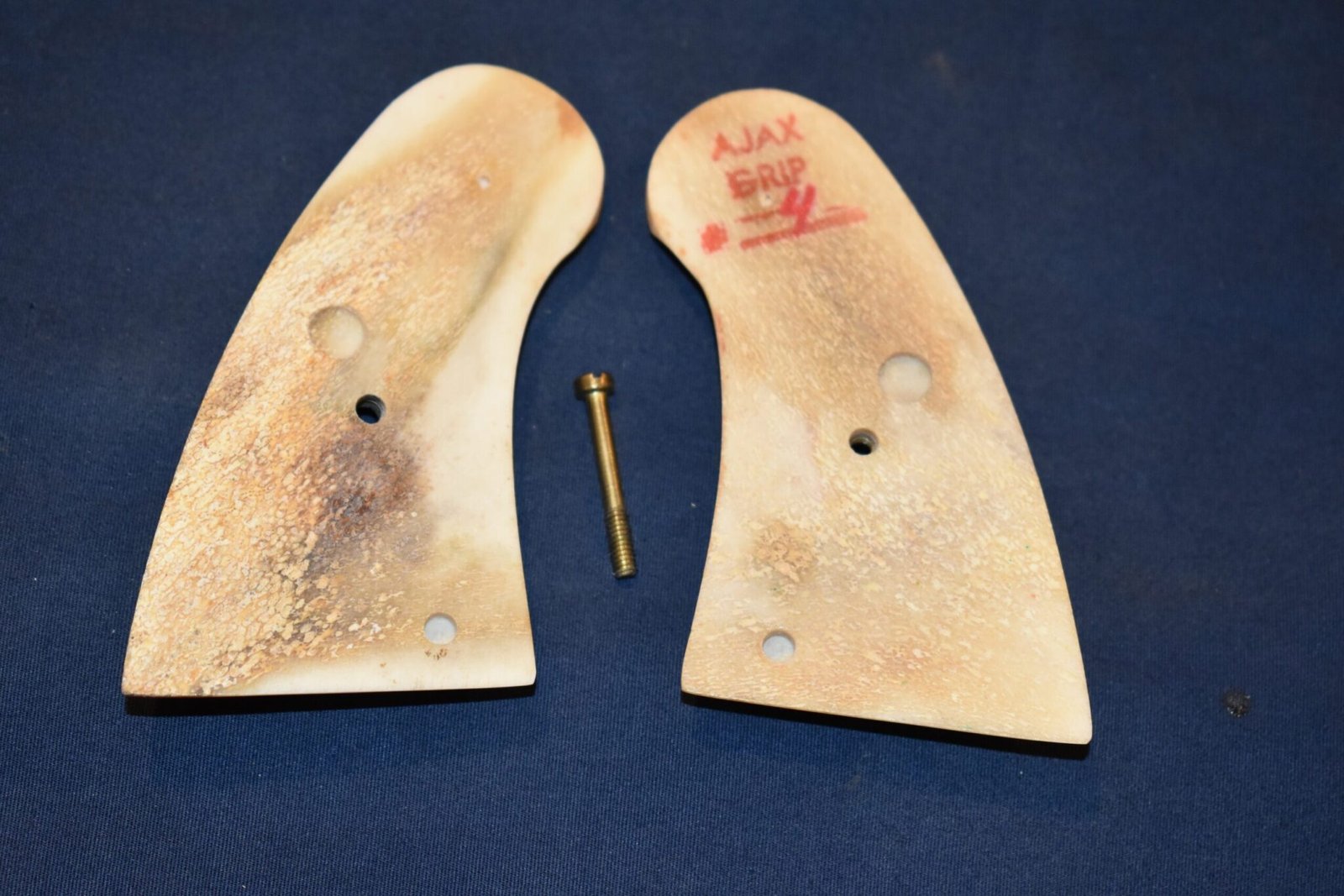 COLT PYTHON SAMBAR STAG GRIPS CPSS25 - Image 3