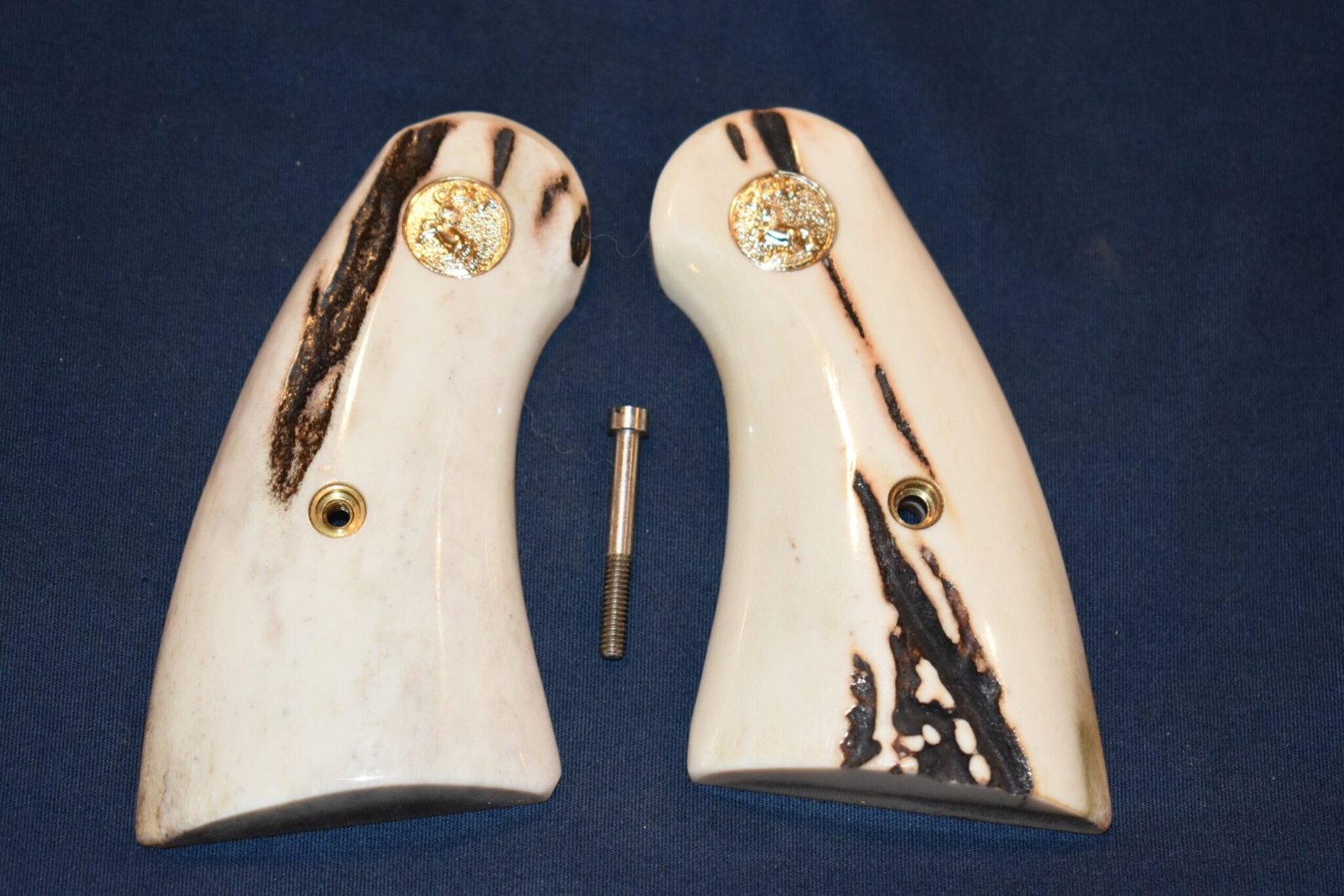 COLT PYTHON SAMBAR STAG GRIPS CPSS26