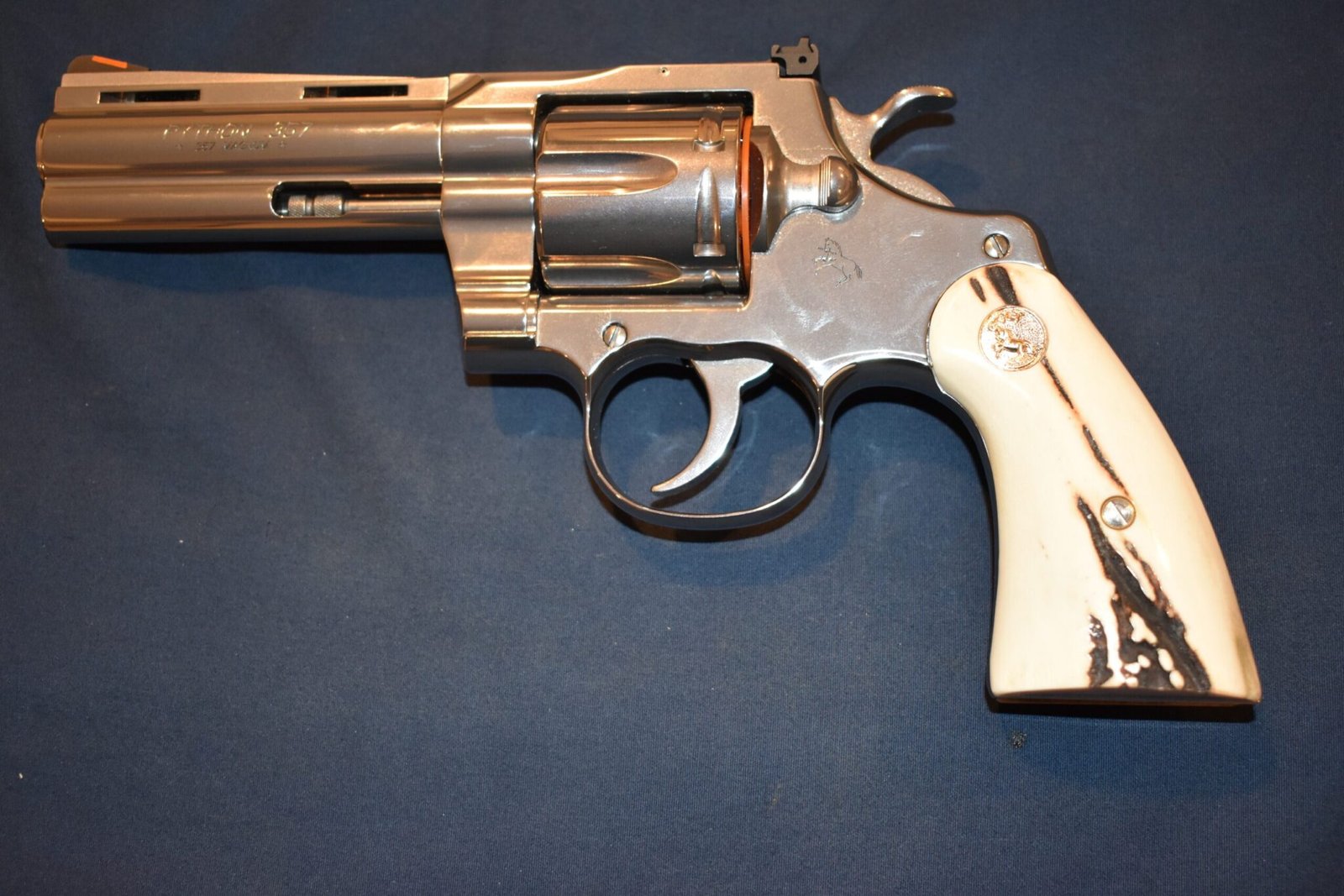 COLT PYTHON SAMBAR STAG GRIPS CPSS26 - Image 4