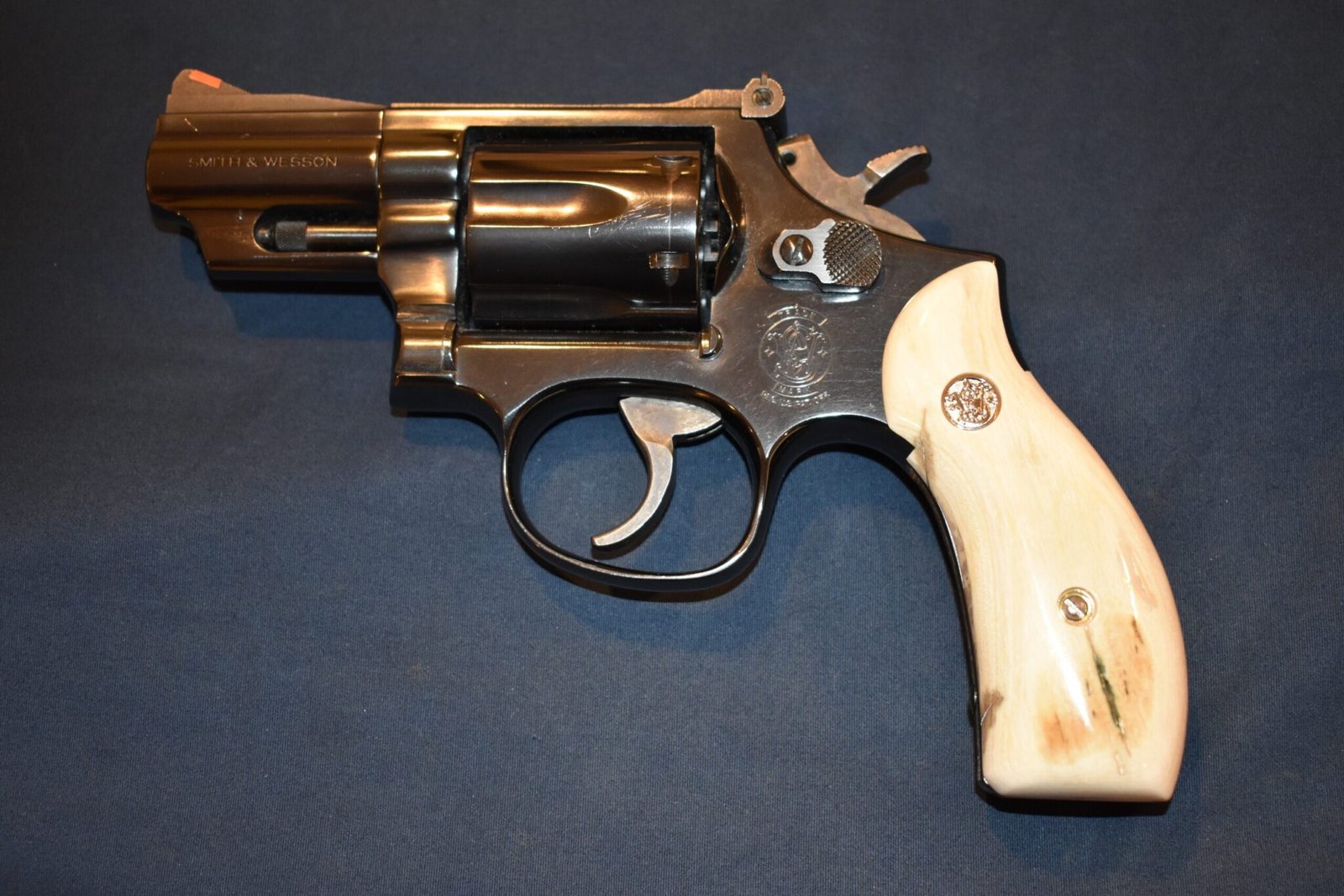 SMITH & WESSON K OR L FRAME MAMMOTH IVORY GRIPS KRBMI1 - Image 4