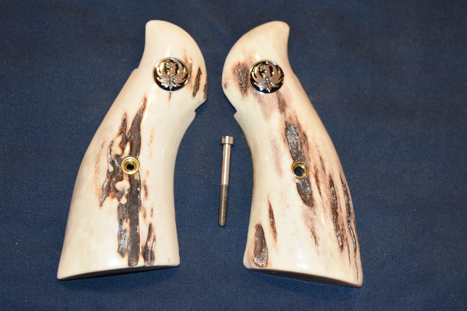 RUGER SECURITY SIX SAMBAR STAG GRIPS RSSS1