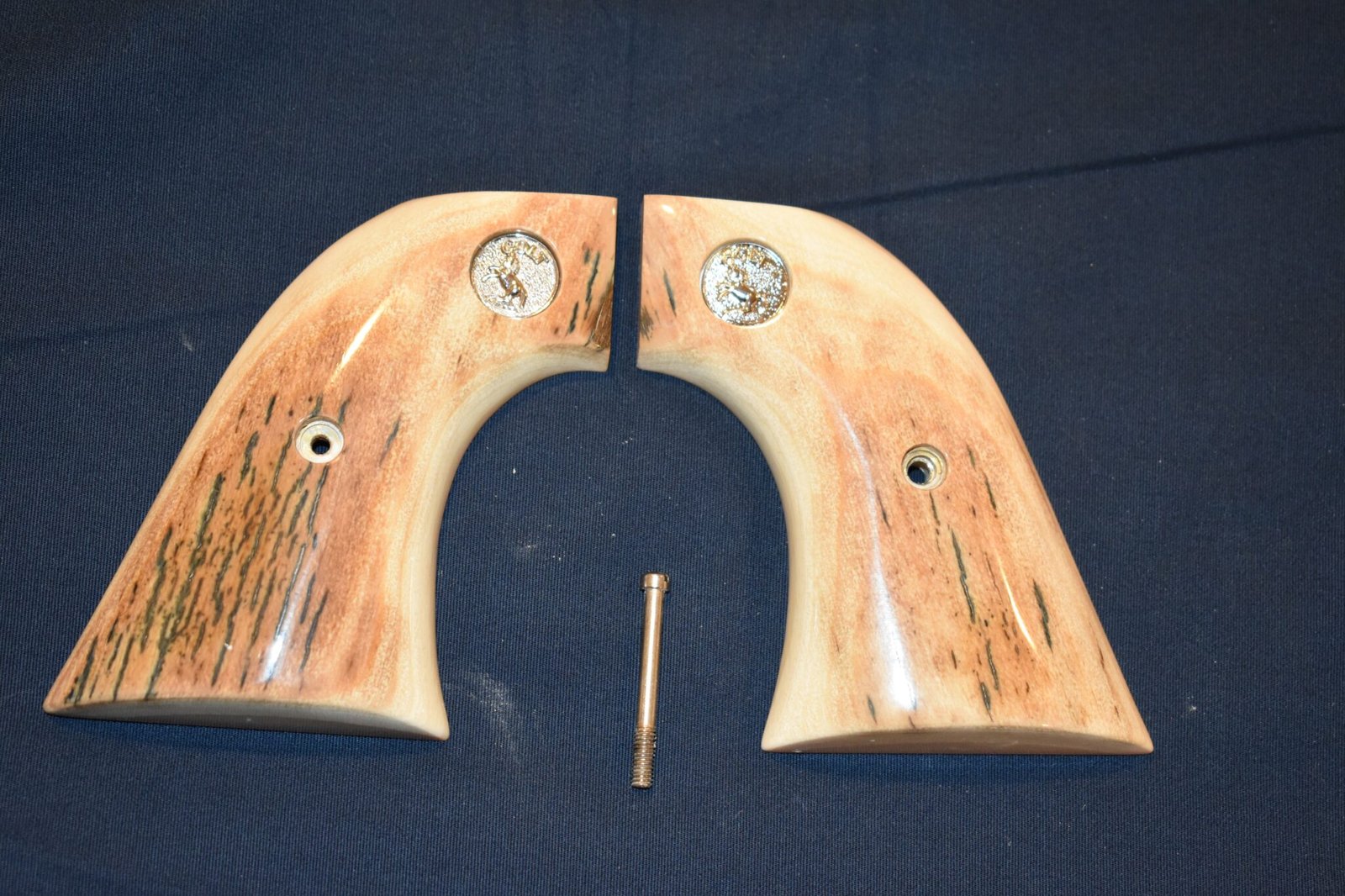 COLT SINGLE ACTION ARMY (S.A.A.) MAMMOTH IVORY GRIPS SAAMI5 - Image 3