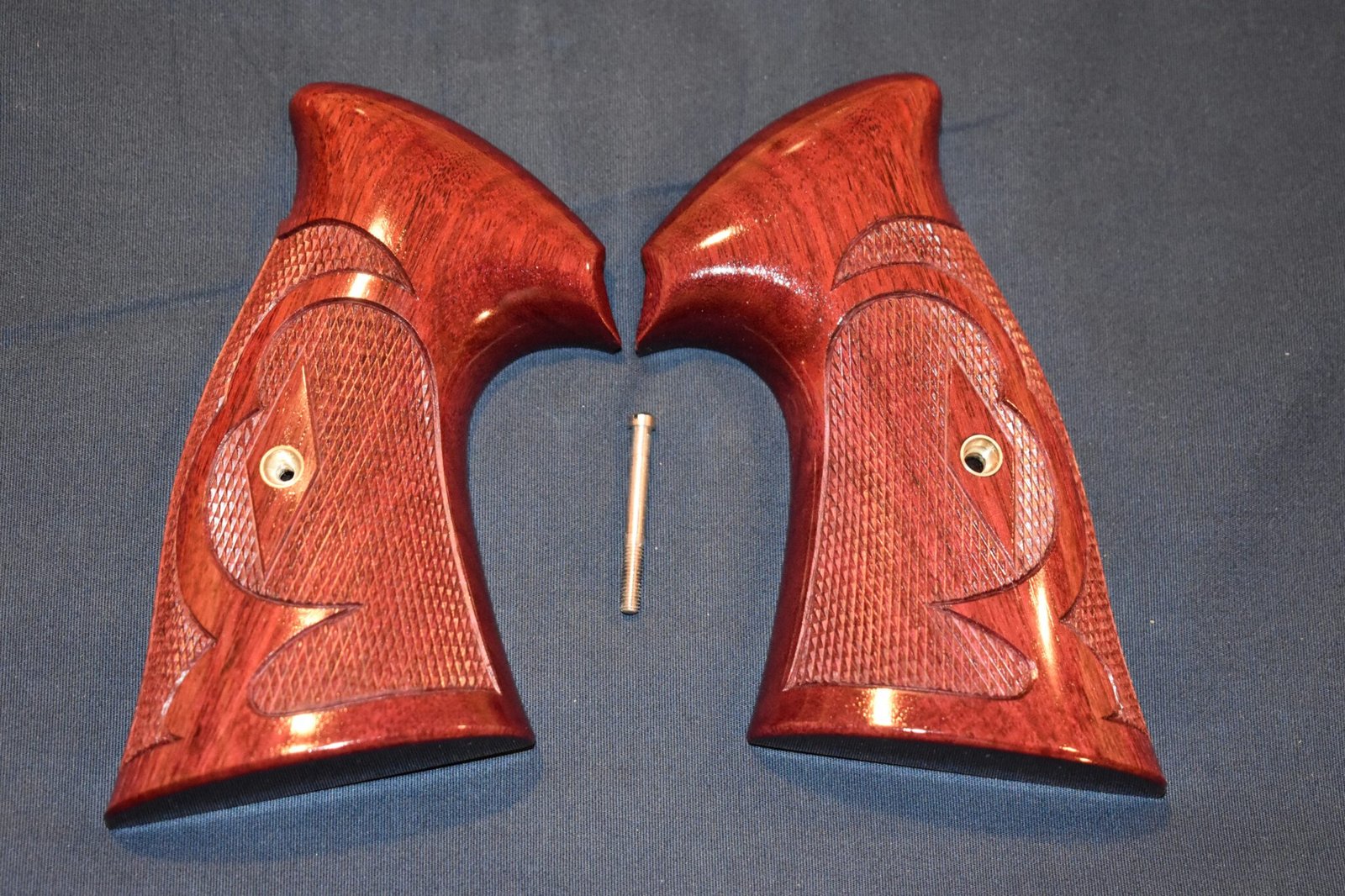 KEITH BROWN CUSTOM SMITH & WESSON N FRAME "ROPER" GRIPS KBNR43