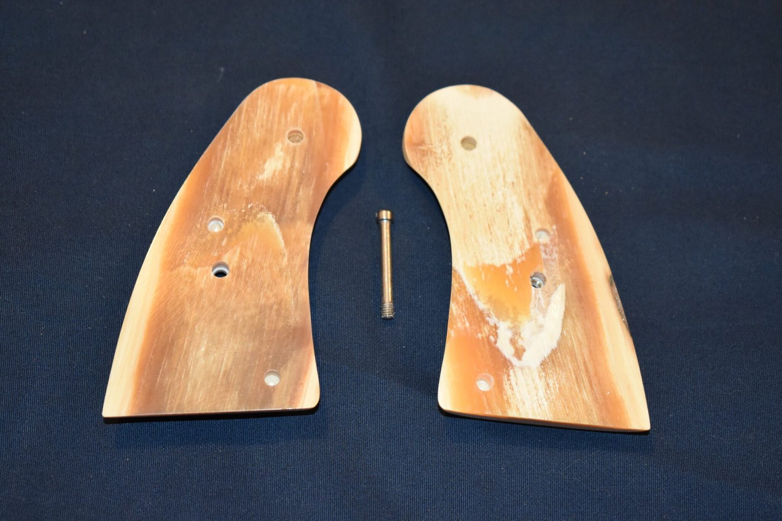 COLT PYTHON / OFFICER'S MODEL MATCH MAMMOTH IVORY GRIPS PMI2 - Image 3