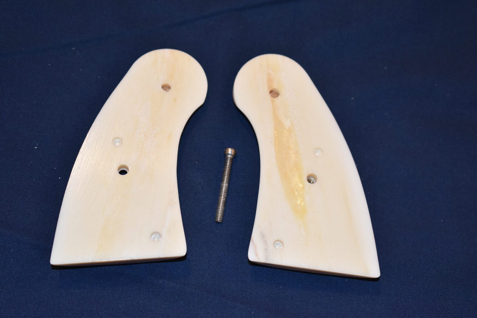 COLT PYTHON PREMIUM GRADE GIRAFFE BONE GRIPS CPGB13 - Image 3