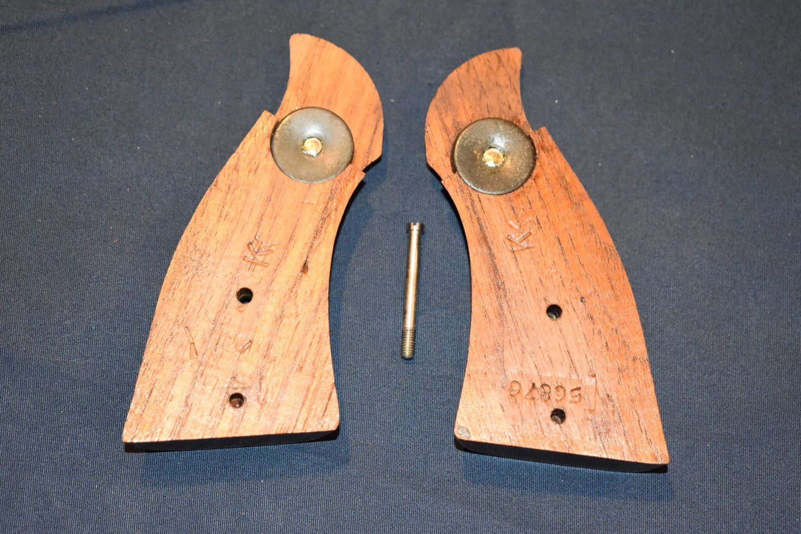 SMITH & WESSON K FRAME SQUARE BUTT MAGNA GRIPS KSQM11 - Image 3