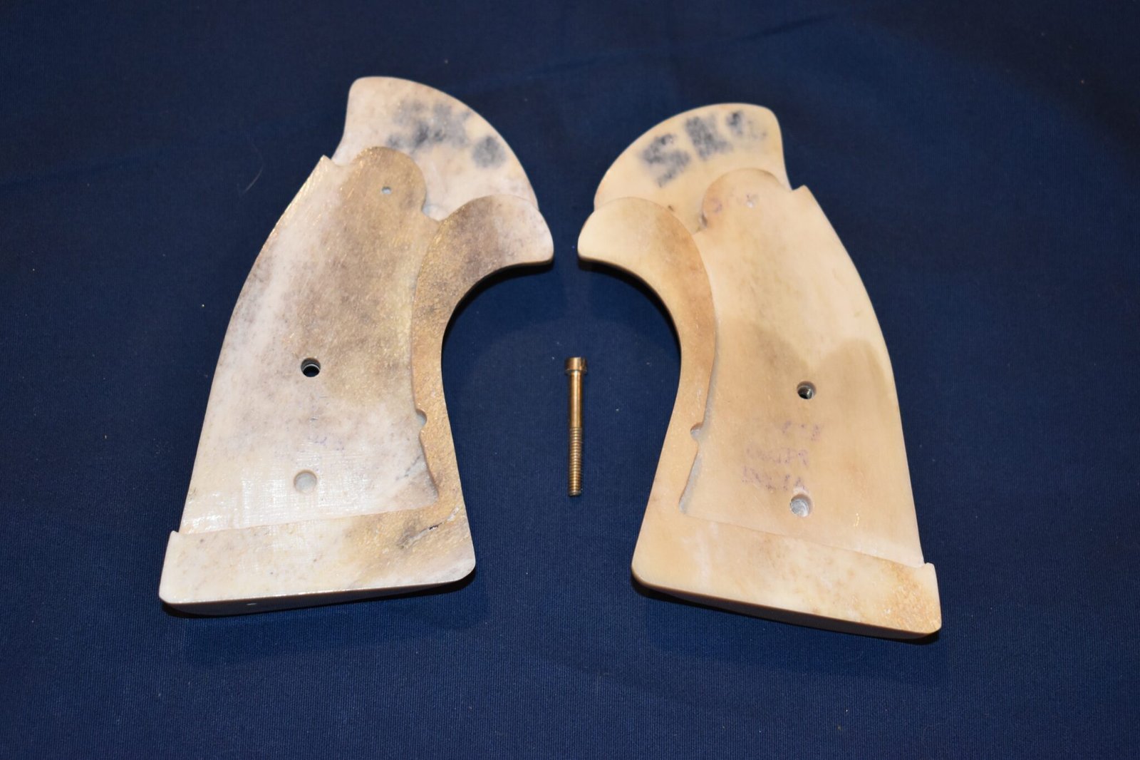 SMITH & WESSON K FRAME TARGET SQUARE BUTT SAMBAR STAG GRIPS KSQSS17 - Image 3