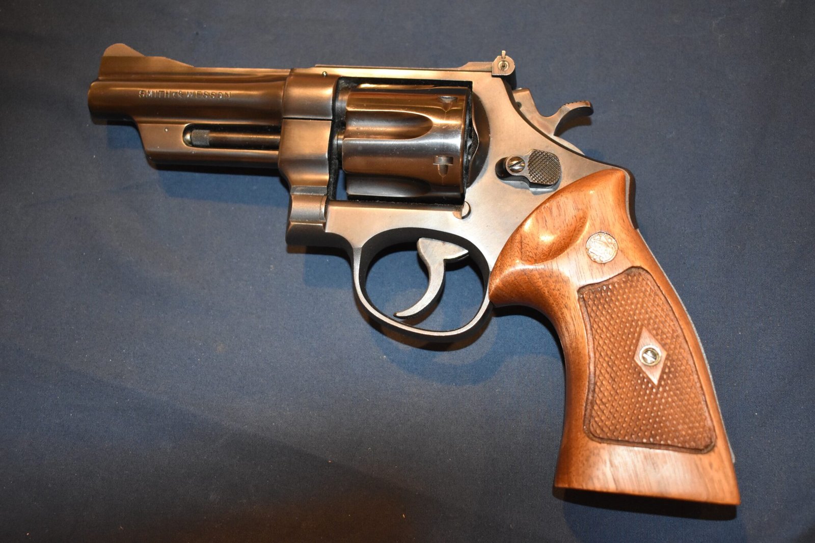 SMITH & WESSON N FRAME DIAMOND TARGET GRIPS NDT2 - Image 4