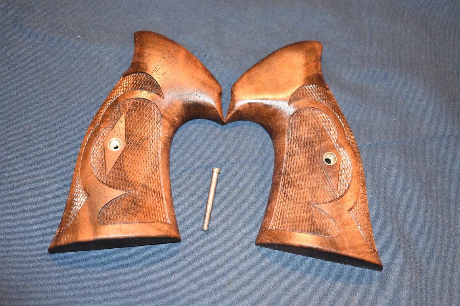 KEITH BROWN CUSTOM SMITH & WESSON K FRAME ROPER GRIPS KBKR12