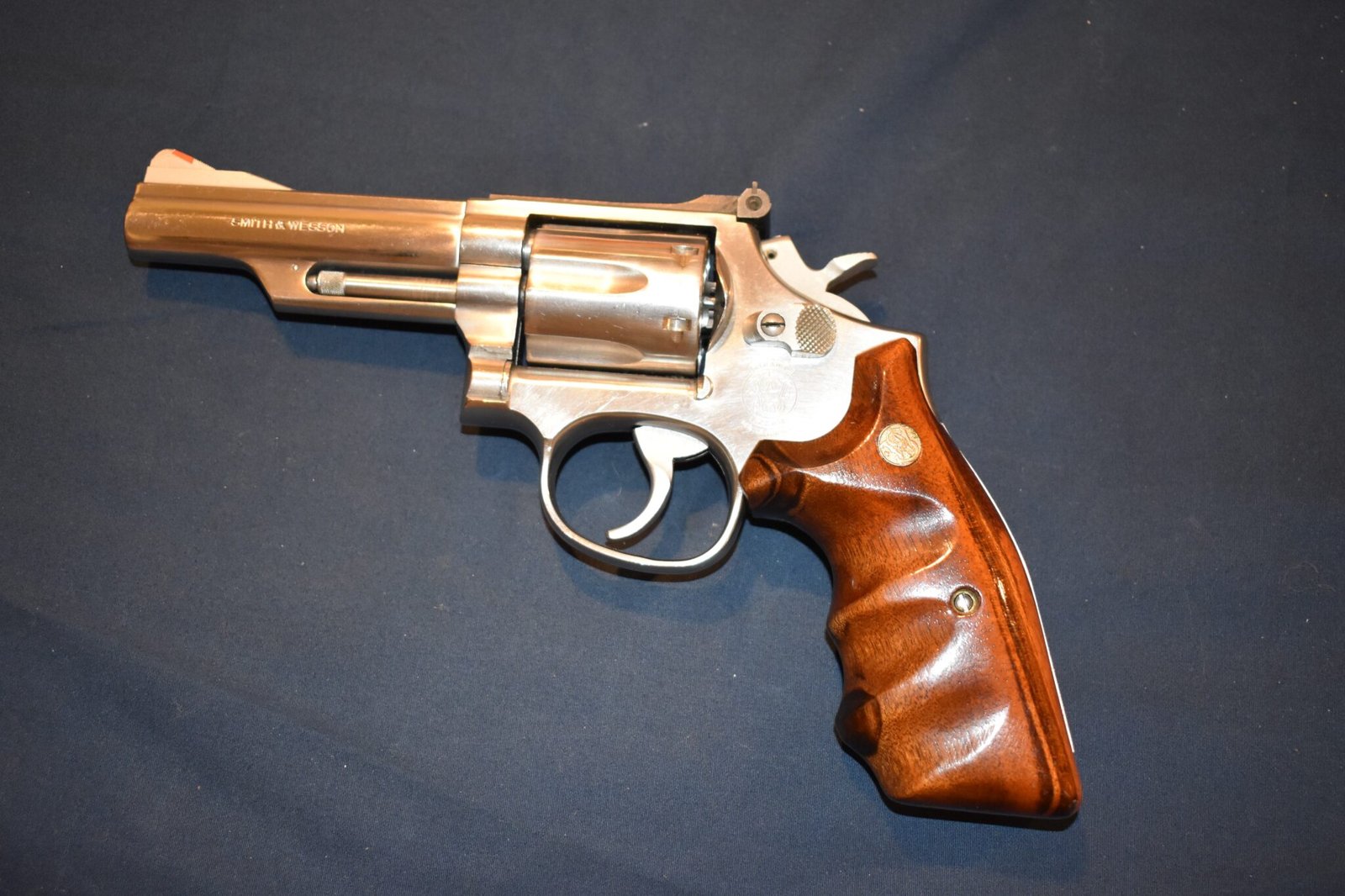 SMITH & WESSON K FRAME SQUARE BUTT FACTORY COMBAT GRIPS KSQC6 - Image 4
