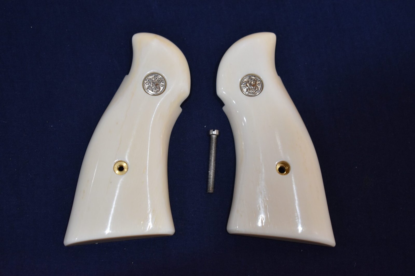 SMITH & WESSON N FRAME PREMIUM GRADE GIRAFFE BONE GRIPS SWNGB7