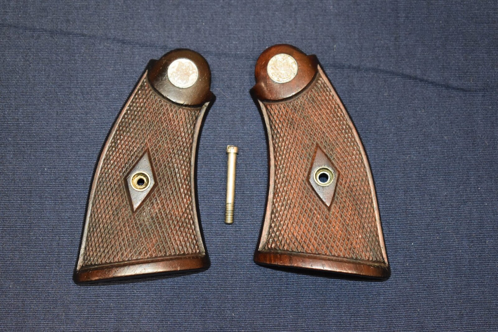 SMITH & WESSON K FRAME PRE-WAR SERVICE GRIPS WITH SMALL SILVER MEDALLIONS KPWS3