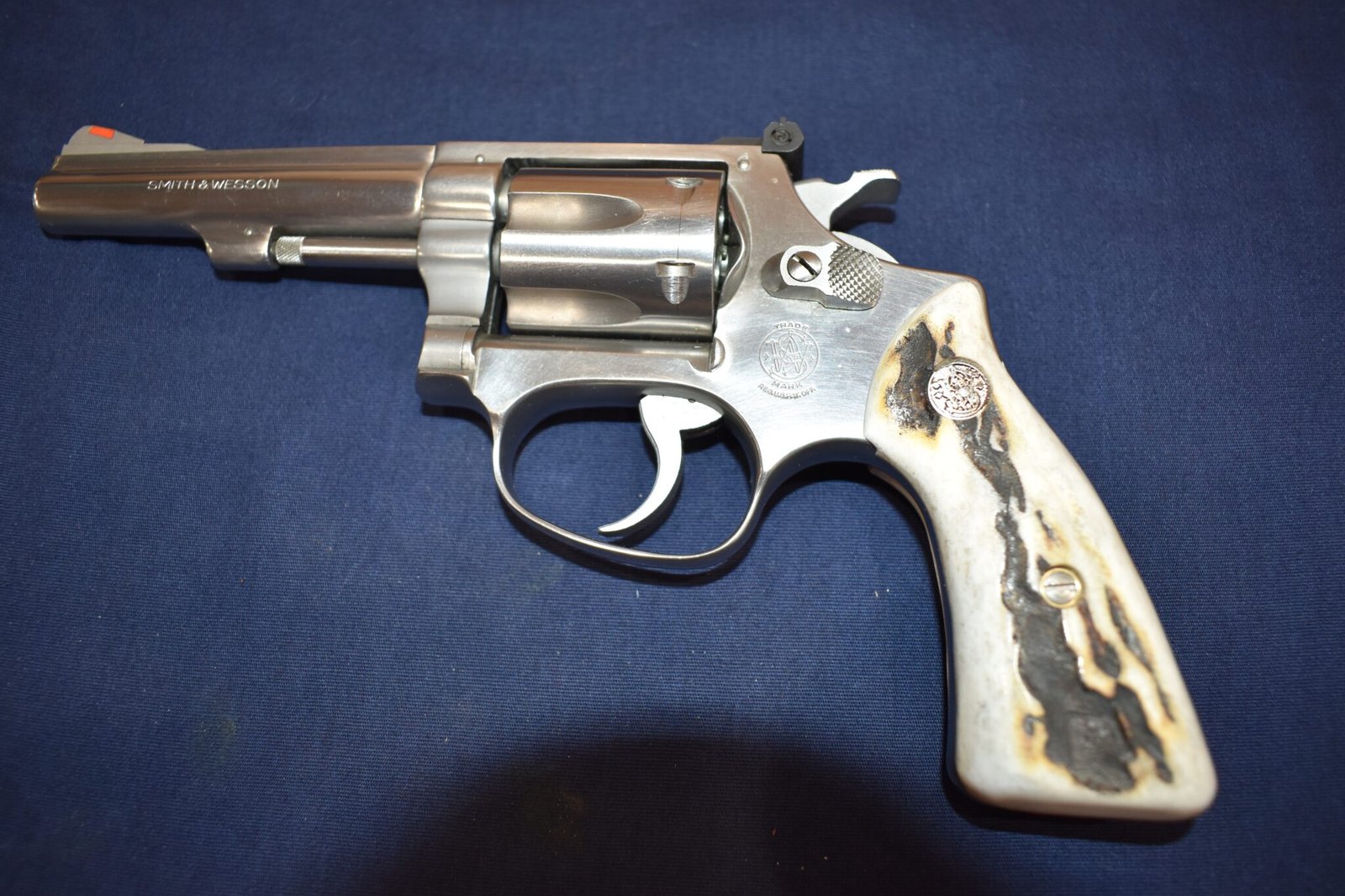 SMITH & WESSON J FRAME ROUND BUTT STAG GRIPS JSQS10 - Image 4
