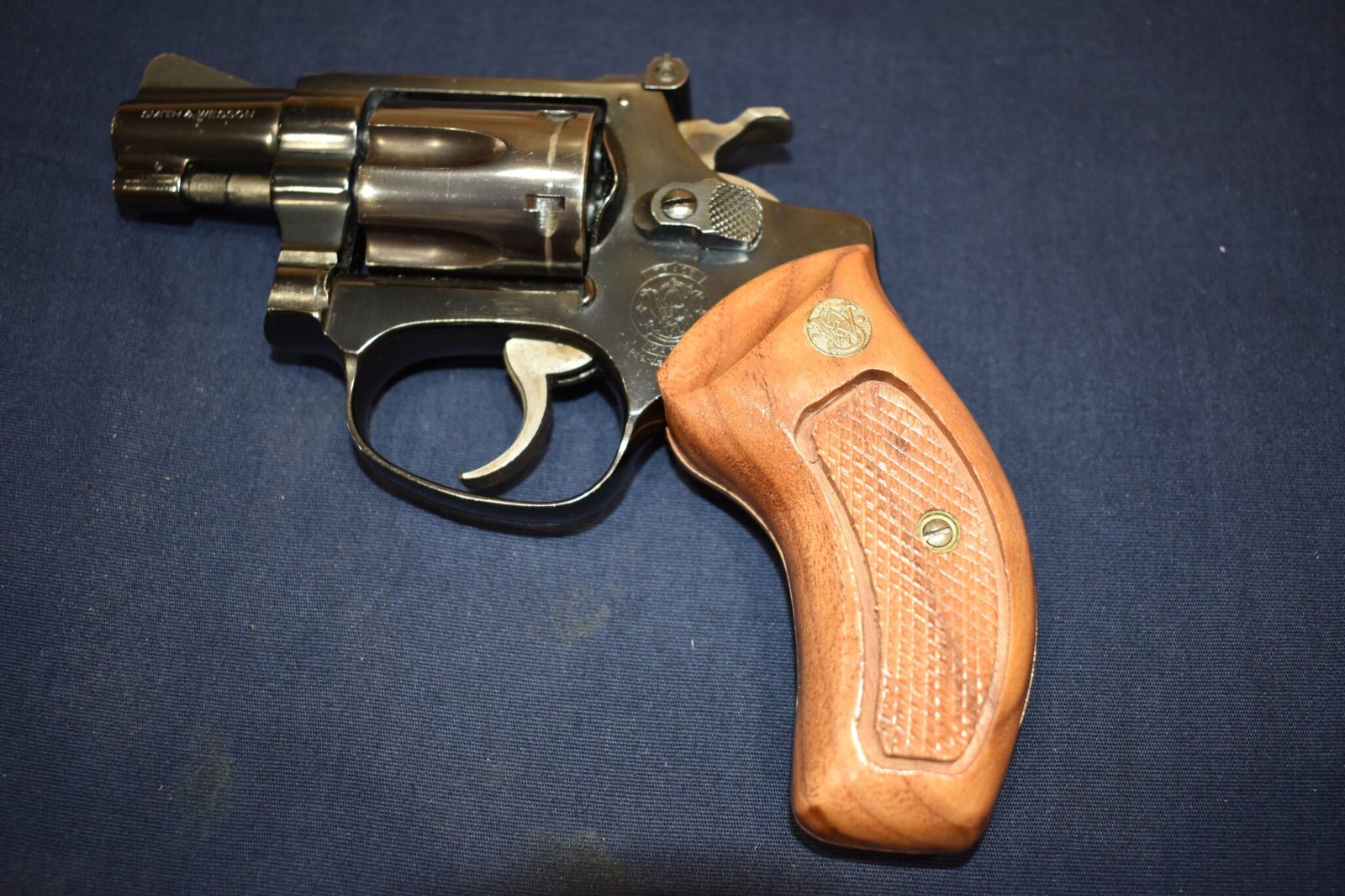 SMITH & WESSON J FRAME ROUND BUTT TARGET GRIP JRBT6 - Image 4