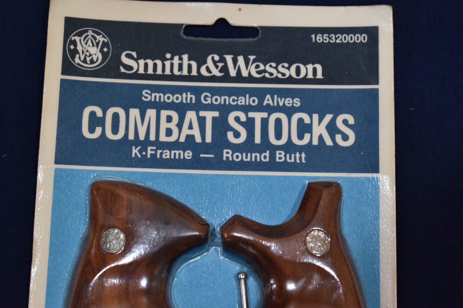 SMITH & WESSON K FRAME FACTORY ROUND BUTT COMBAT GRIPS NEW IN THE PACKAGE KRBC3 - Image 3