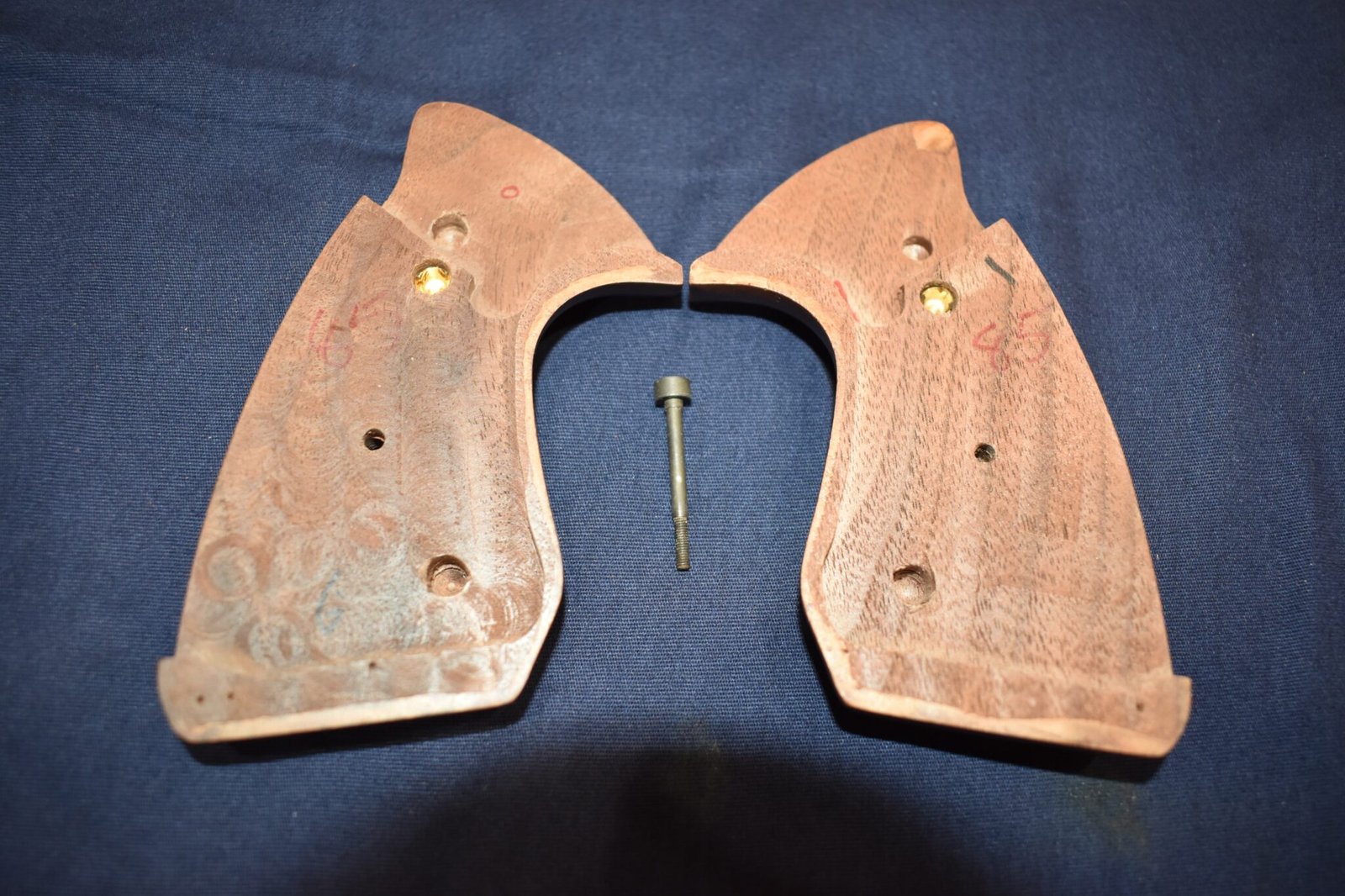 COLT TROOPER MK III FACTORY TARGET GRIPS TMK3-8 - Image 3