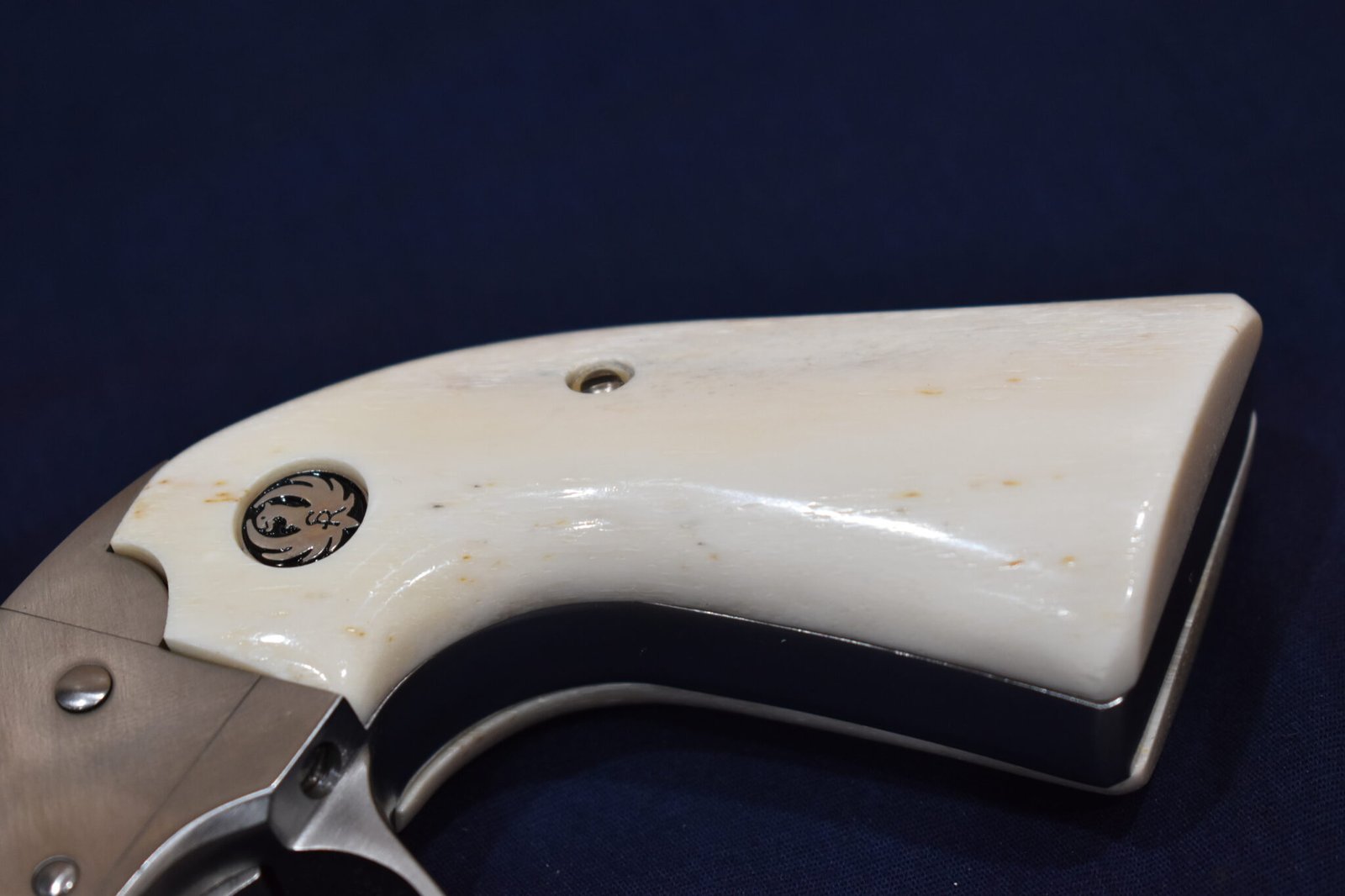 RUGER BISLEY PREMIUM GRADE GIRAFFE BONE GRIPS RBGB4 - Image 12