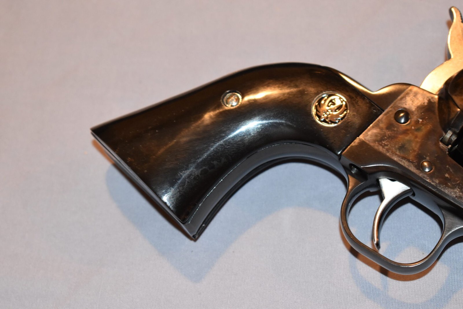 RUGER NEW MODEL BLACKHAWK OR OLD VAQUERO BUFFALO HORN GRIPS RBHBH15 - Image 11