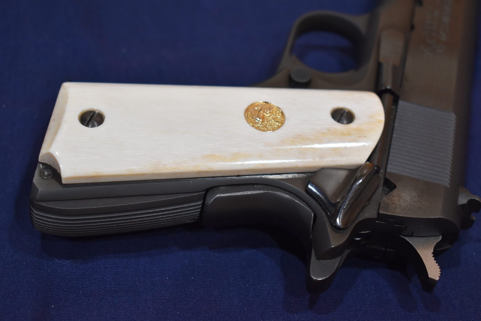 COLT 1911 PREMIUM GRADE GIRAFFE BONE GRIPS 1911GB23 - Image 5