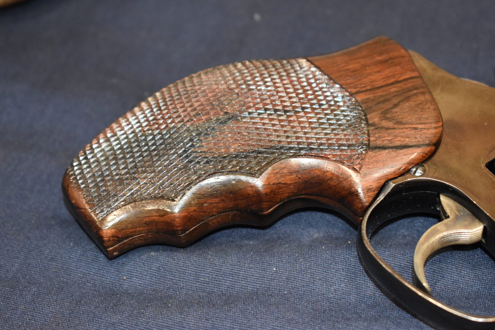 SMITH & WESSON K FRAME FUZZY FARRANT CUSTOM GRIPS SWJFF3 - Image 11