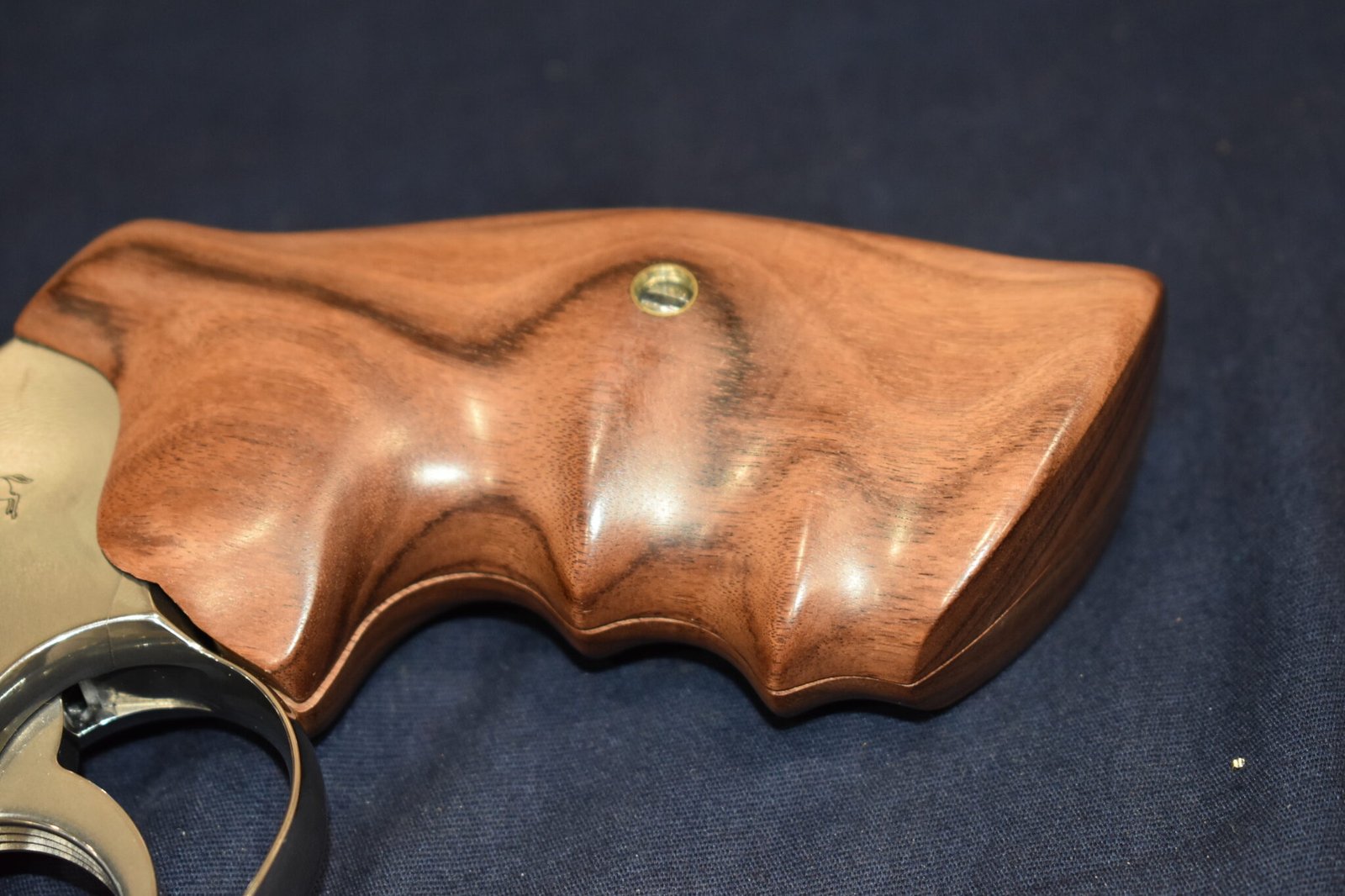 GUY HOGUE CUSTOM COLT PYTHON GRIPS GHP1 - Image 12