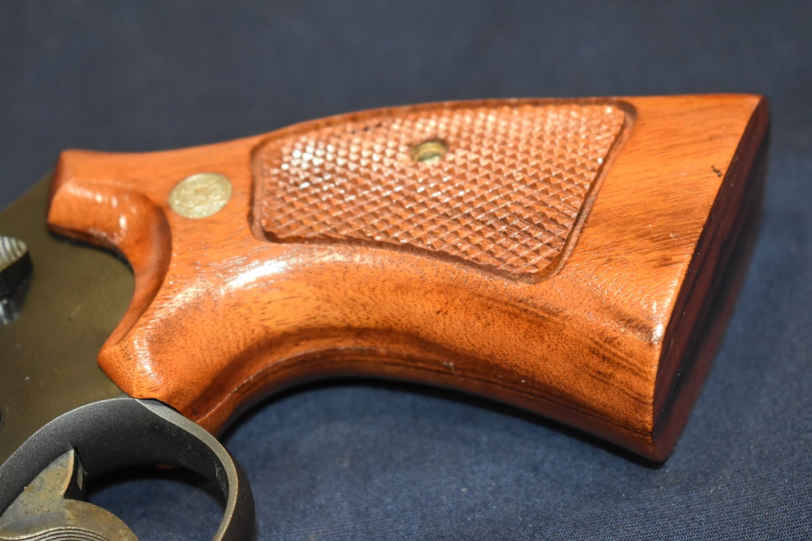 SMITH & WESSON FACTORY N FRAME TARGET GRIPS NT62 - Image 12